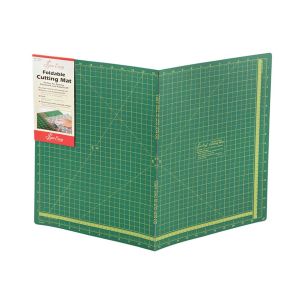 **-Sew Easy Hangsell Foldable Cutting Mat 600 X 450 X 1.8mm 24in X 18in-** ##-Sew Easy ER4094-##